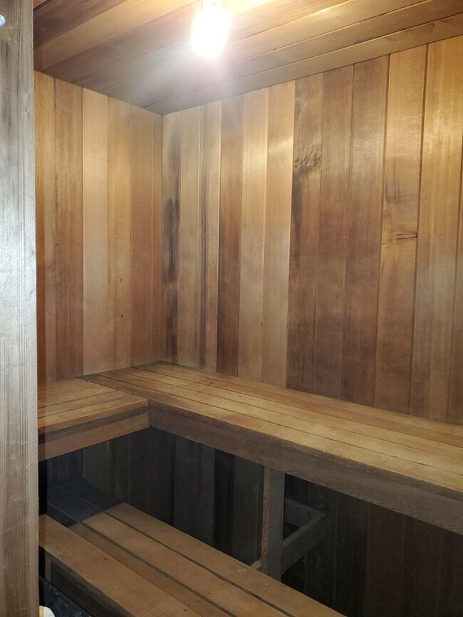 Building Photo - Athol Single Family