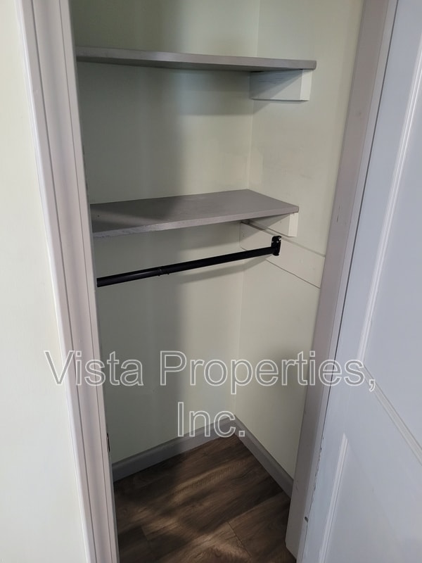 Building Photo - 127 Boston Ct