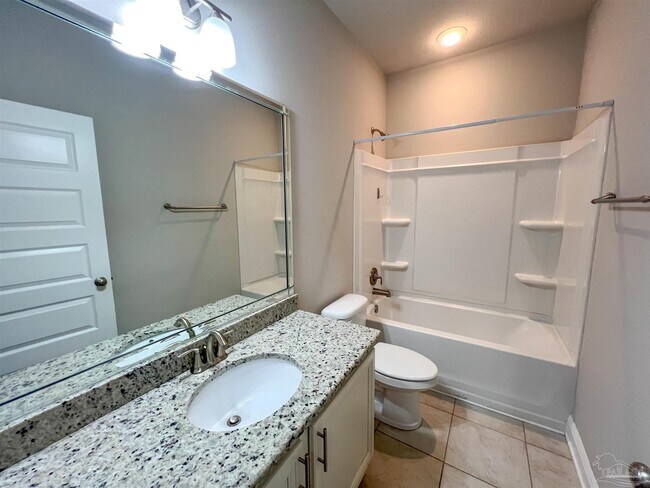 Building Photo - 9379 Pebble Stone Dr