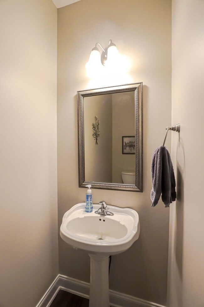Building Photo - 2603 Waites Dr
