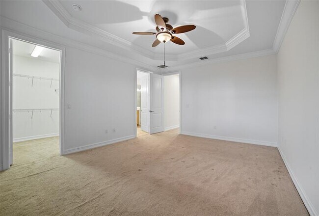 Building Photo - 13011 Riverwalk Cir N