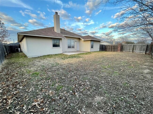 Building Photo - 800 Orchard St