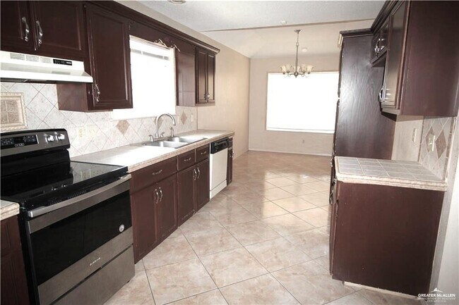 Building Photo - 3413 Warbler Ave