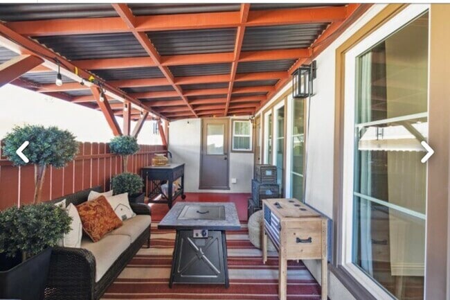 Building Photo - 623 Santa Susana Ave