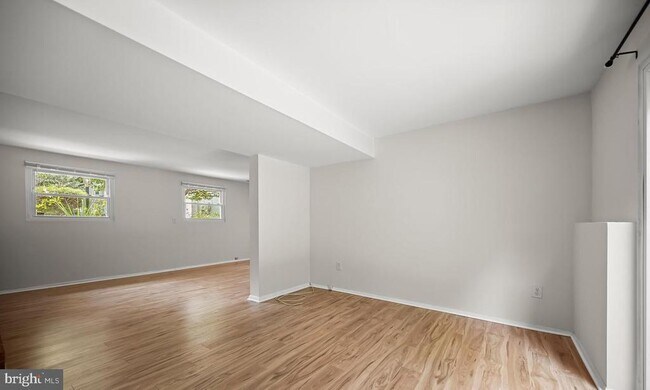 Building Photo - 5435 The Bridle Path