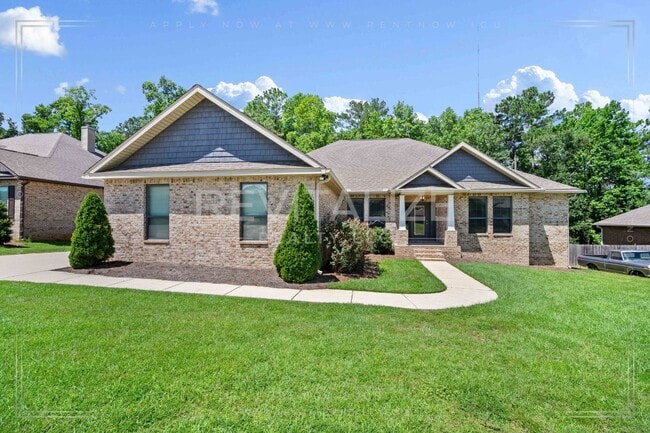 Primary Photo - Luxury Living with Private Heated Pool in ...