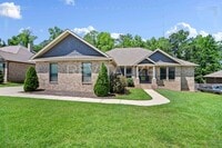 Building Photo - Luxury Living with Private Heated Pool in ...