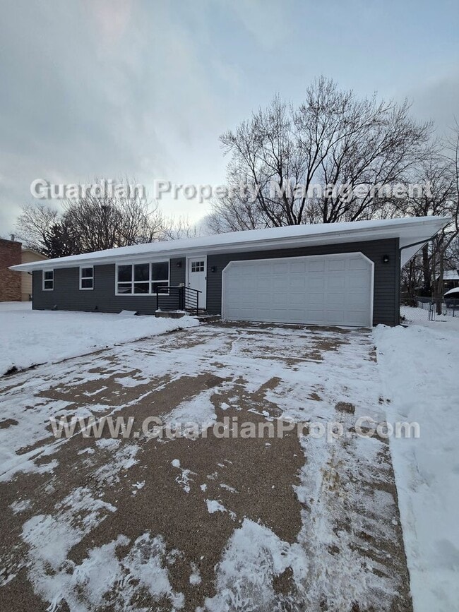 Primary Photo - Available now! House with LVP flooring and new carpet, Walk Out Patio, fenced yard, 2 car attache...
