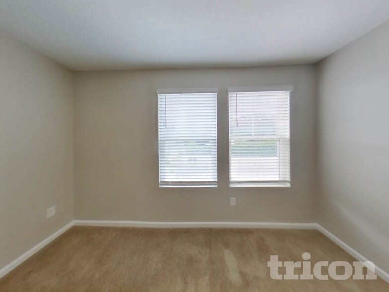 Building Photo - 2035 Dutton Island Oaks Wy