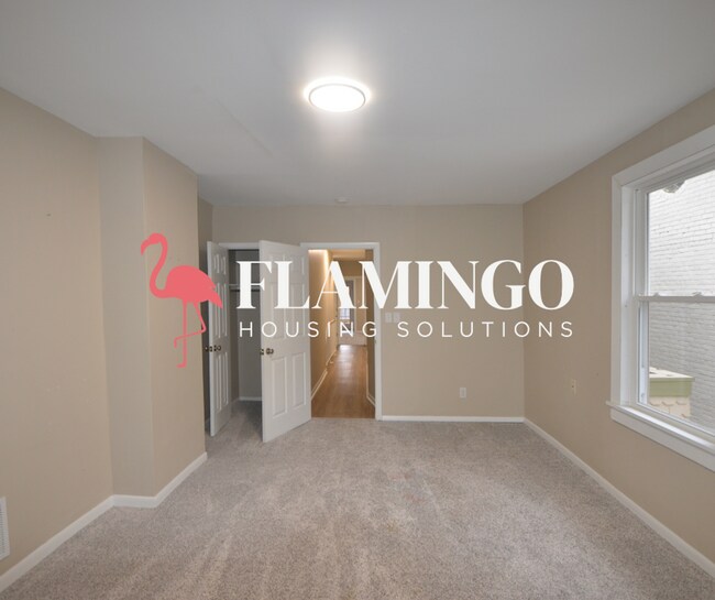 Building Photo - 33 E Babbit St