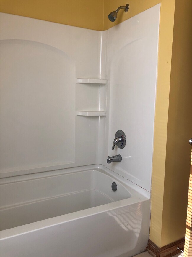 Building Photo - 2100 Oretha Castle Haley Blvd