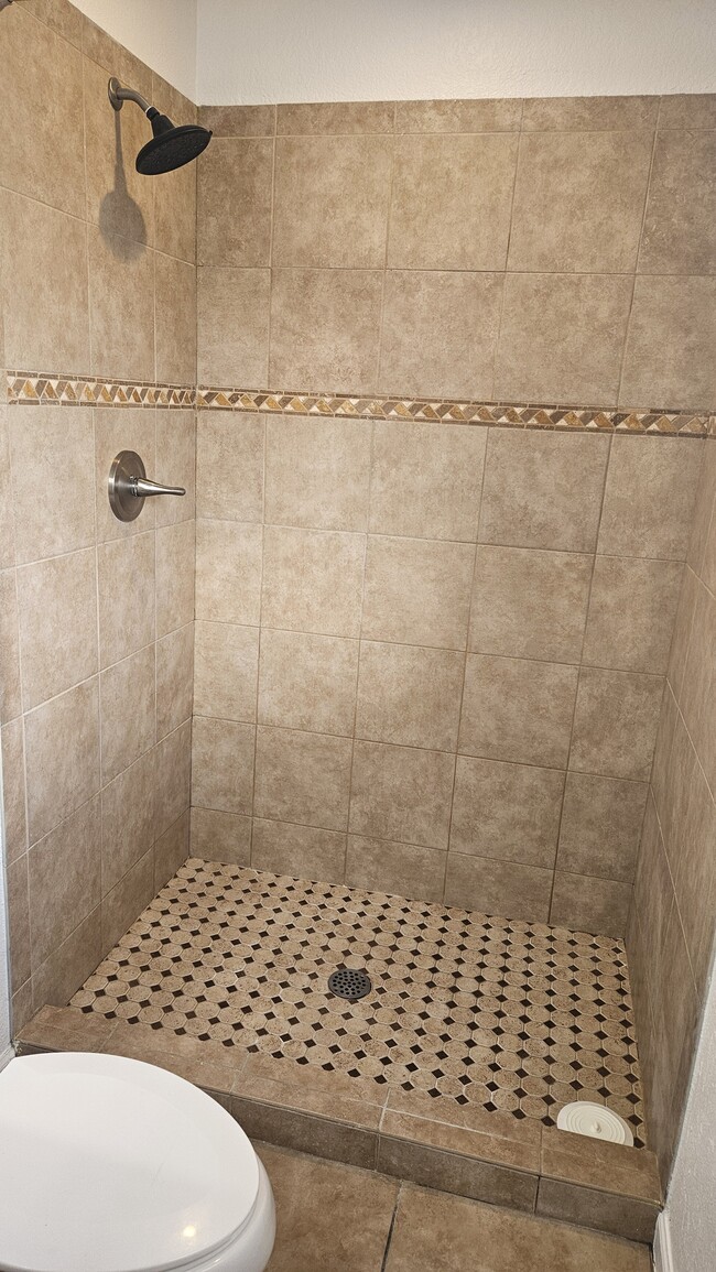 Building Photo - 8507 E Mariposa Dr