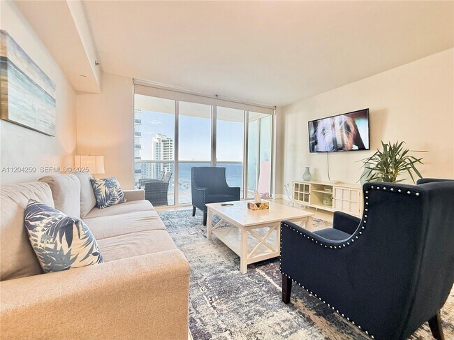 Building Photo - 1830 S Ocean Dr