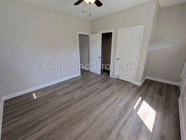 Building Photo - 7938 Church Dr