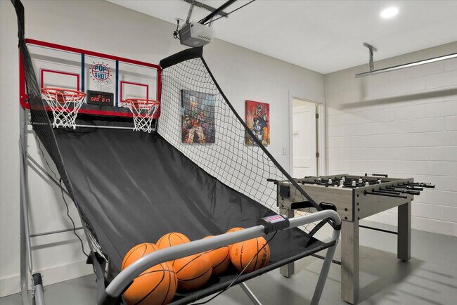 Building Photo - 7724 Simon Ridge Ct