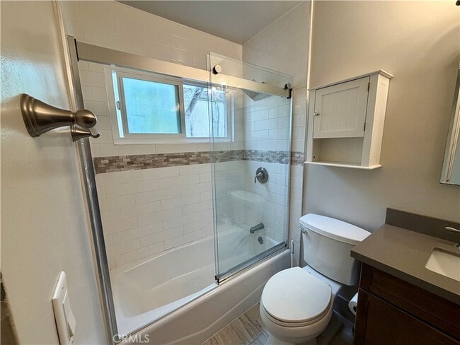 Building Photo - 327 3rd St