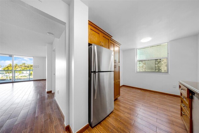 Building Photo - 2841 NE 163rd St