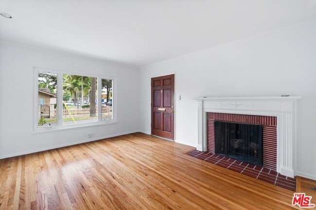 Building Photo - 4105 Irving Pl