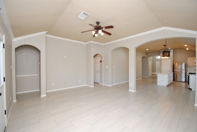 Building Photo - 5910 Sugar Field Ln