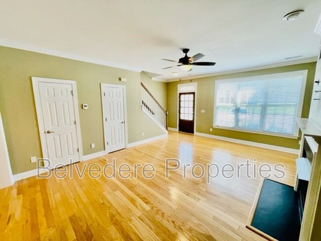 Building Photo - 67 Rhododendron Dr