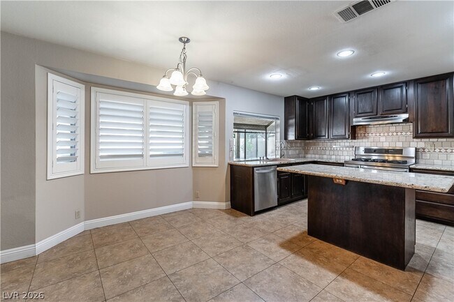 Building Photo - 10028 Sail Landing Ct