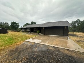 Building Photo - 2384 Choctaw Rd