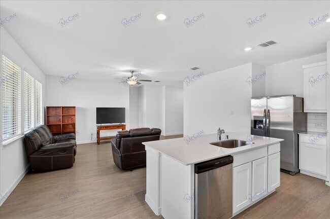 Building Photo - 1306 Eclipse Ln