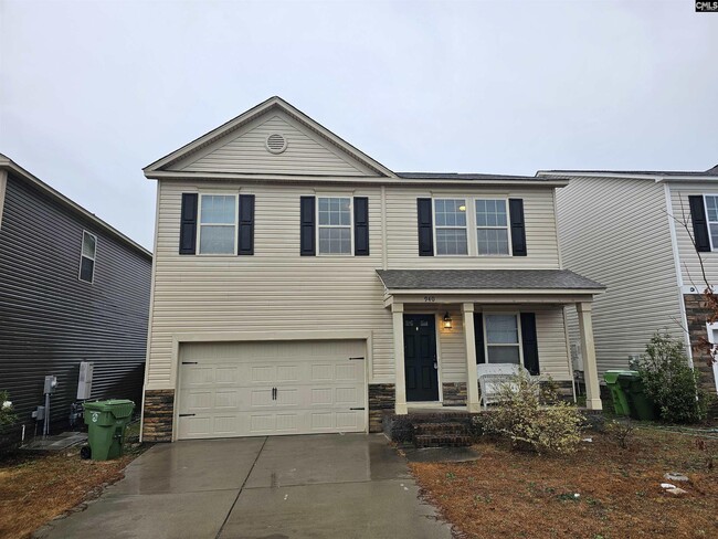 Primary Photo - 940 Yarrow Ln