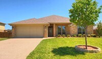 Building Photo - Harker Heights Home With Upgraded Features
