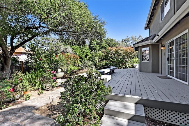 Building Photo - 13993 Alta Vista Ave