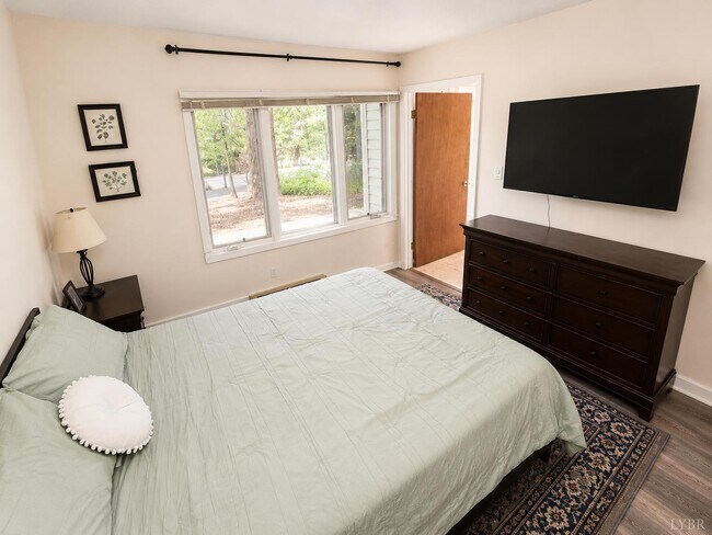 Building Photo - 2213 Tanners Ridge