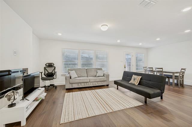 Building Photo - 2636 Warren Ln