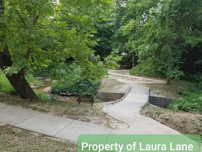 Building Photo - 1650 Chart Dr