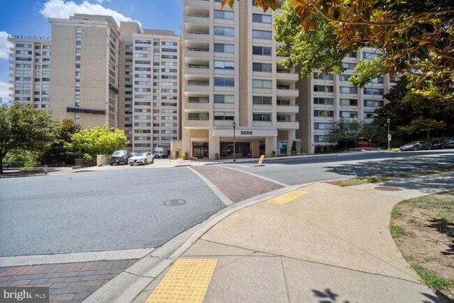 Building Photo - 4515 Willard Ave