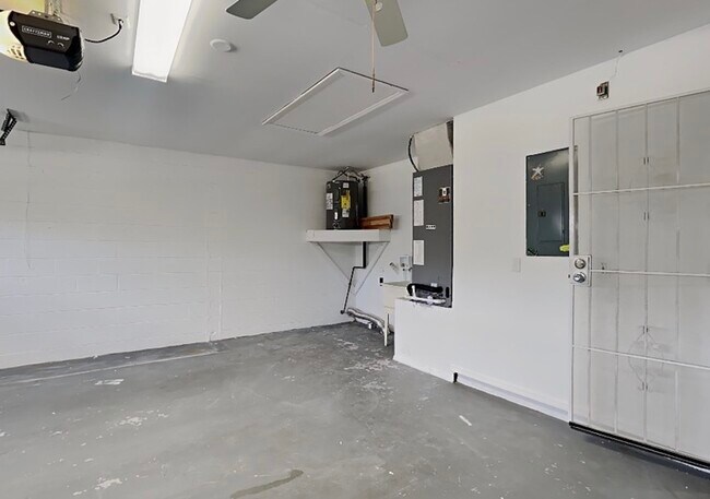 Building Photo - 103 Coralwood Cir