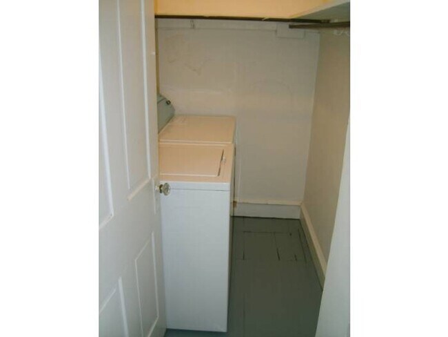 Building Photo - 8107 Germantown Ave