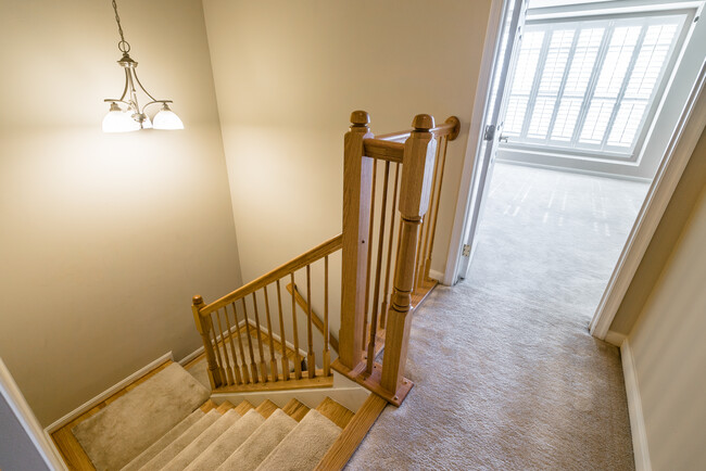 Stairwell next to master bedroom - 22785 Settlers Trail Terrace