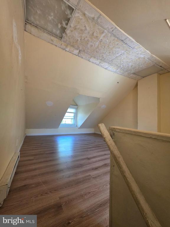 Building Photo - 1210 Oley St