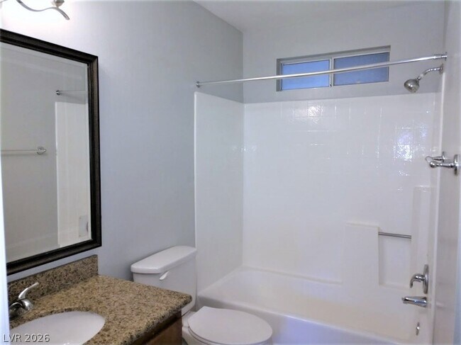 Building Photo - 2101 Blue Breeze Dr