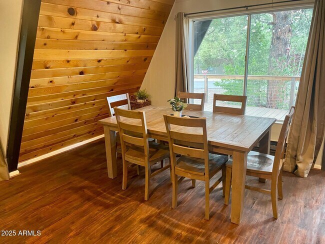 Building Photo - 17455 Big Sky Dr