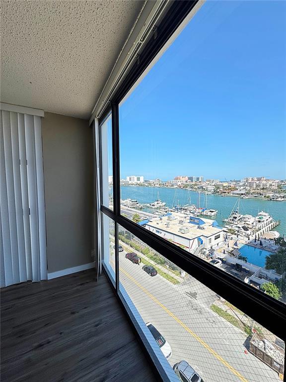 Building Photo - 851 Bayway Blvd