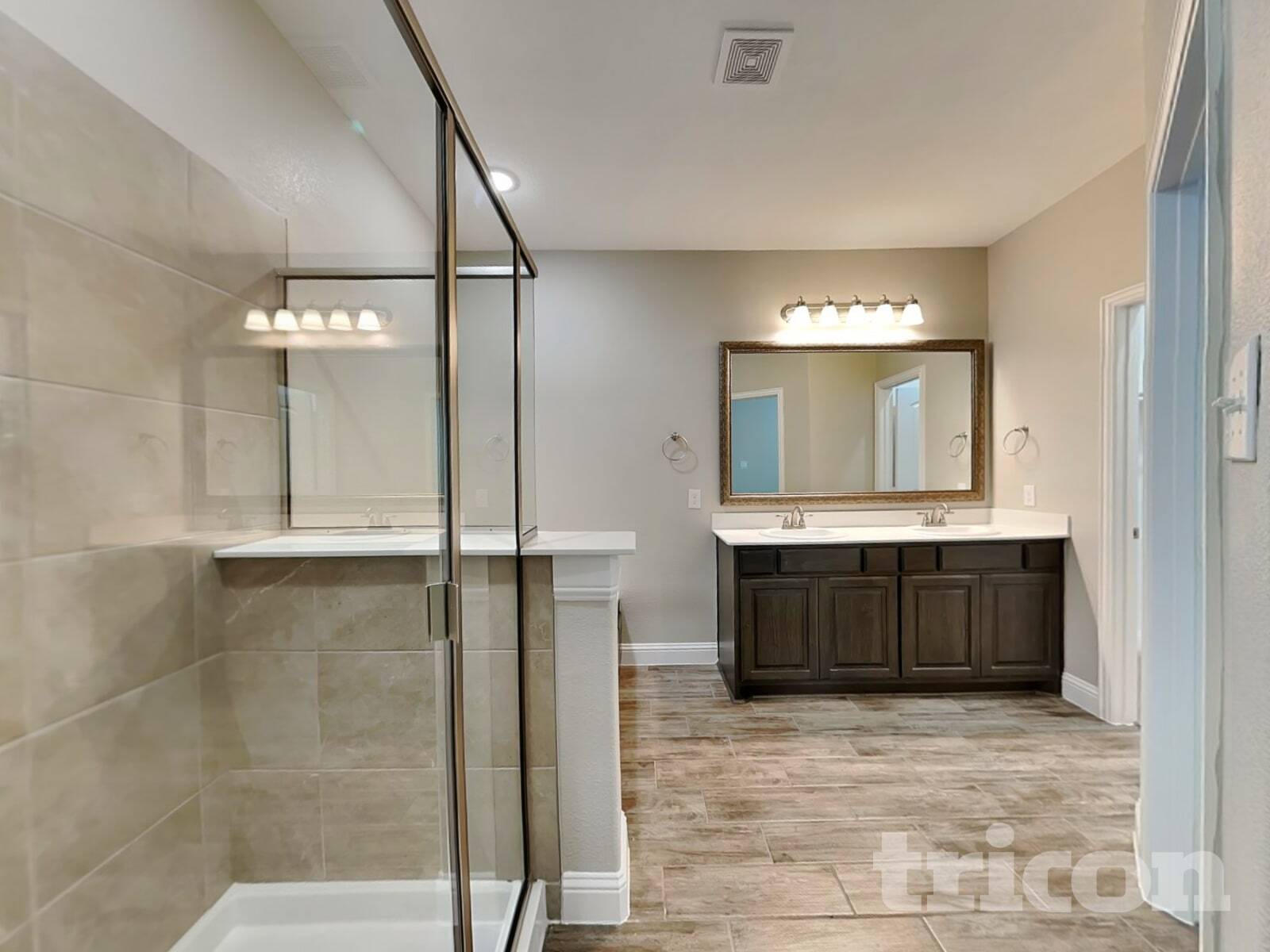 Building Photo - 7712 Cottonwood Dr