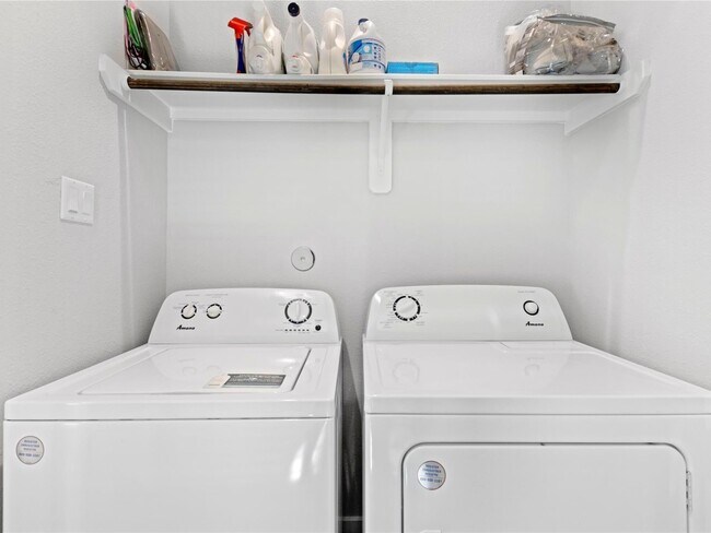 Building Photo - 9009 Lonestar River Ln