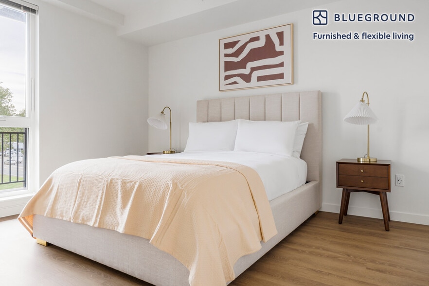 Building Photo - 12377 137th Pl NE