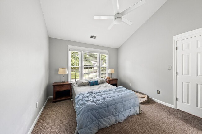 Building Photo - 4006 Kettering Dr
