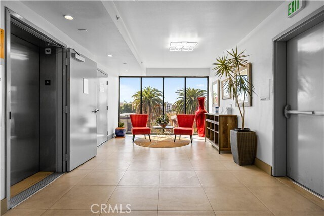 Building Photo - 2939 Leeward Ave
