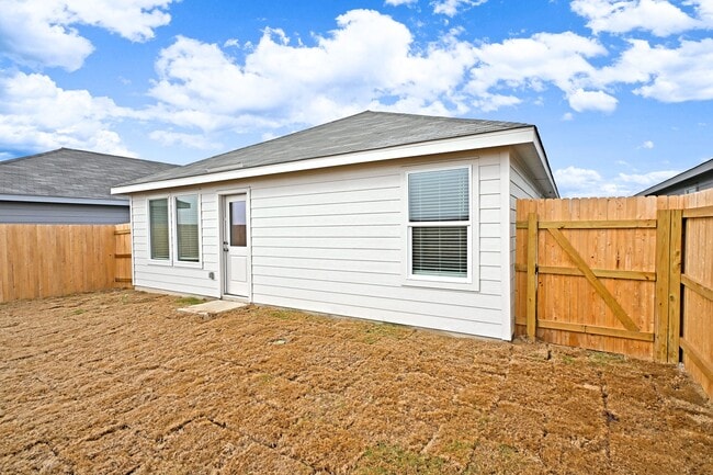 Building Photo - 3805 Swift Fox Rd