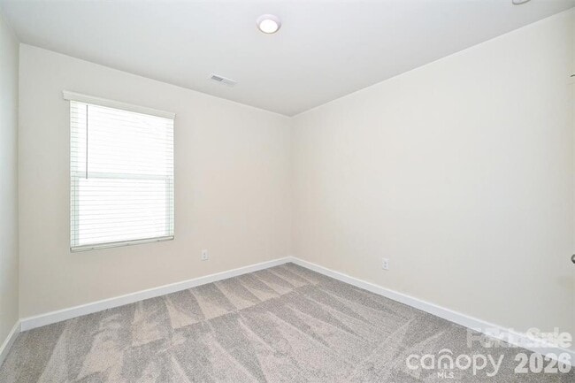 Building Photo - 2410 Arbor Loop Dr