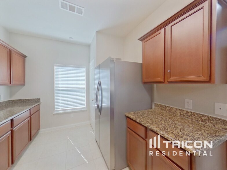 Building Photo - 6173 Chalk Hollow Dr