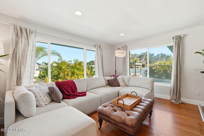 Building Photo - 165 Ormond Pkwy